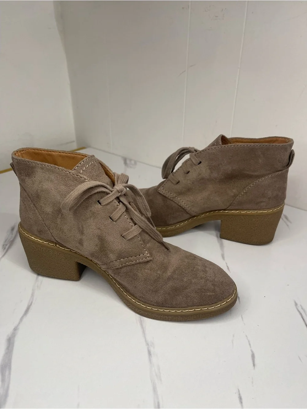Universal Thread Taupe Suede Lace-Up Ankle Booties Size 7.5